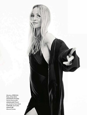 Vanessa Paradis Nude Leaked Photo #9