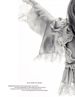 Vanessa Paradis leaked photo #47