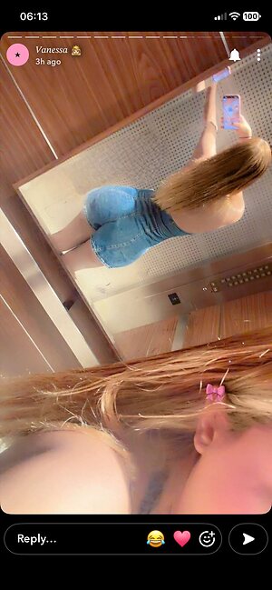 Vanessa leaked photo #29