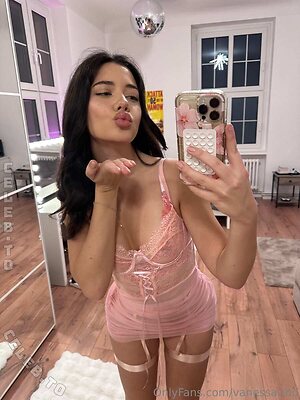 Vanessa.rhd Nude Leaked Photo #270
