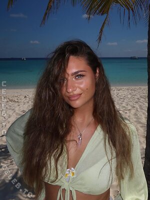 Vanutschii - Instagram Influencer Nude Leaked Photo #9