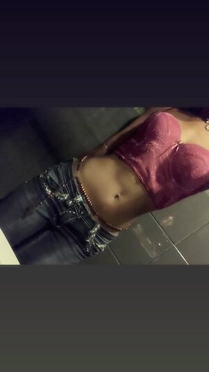 vaya.asem leaked photo #8