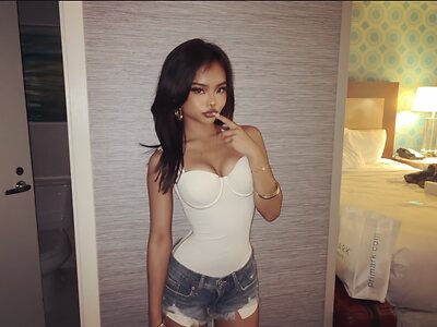 vaya.asem leaked photo #12