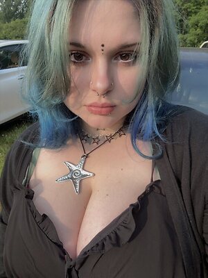 vcnllasky leaked photo #36