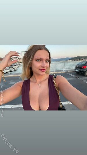 v.d.s.olivia photo