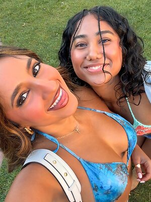 Vedika Sinha leaked photo #13