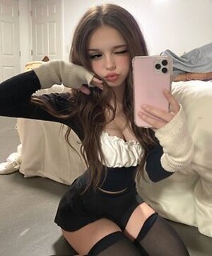 Veluuia leaked photo #2