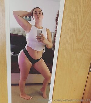 Velvetmotion333 leaked photo #4