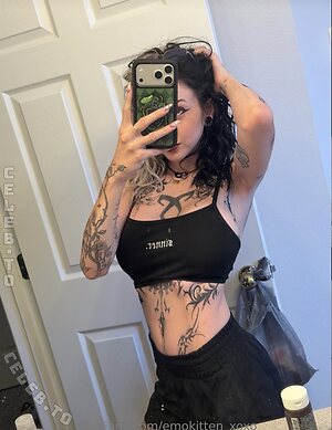 vemokitten_xoxo photo