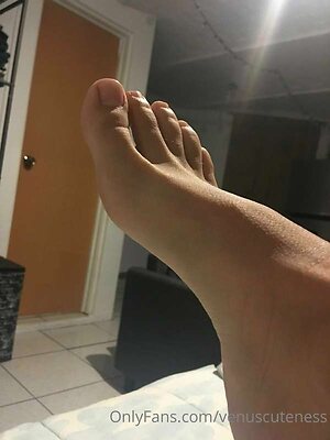 Venuscuteness leaked photo #17