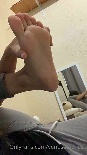 Venuscuteness leaked photo #36