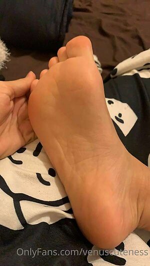 Venuscuteness leaked photo #40