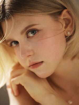 Vera Brandt leaked photo #20