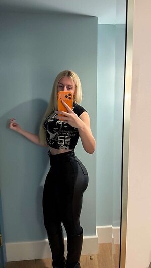 Vera Dijkmans leaked photo #7
