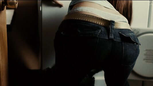 Vera Farmiga leaked photo #3