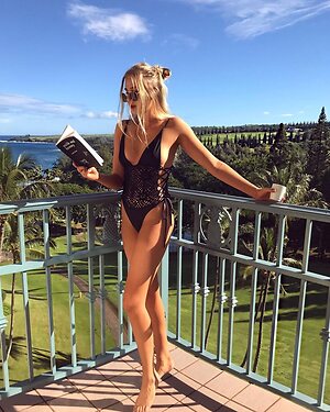 Veronica Dunne leaked photo #5