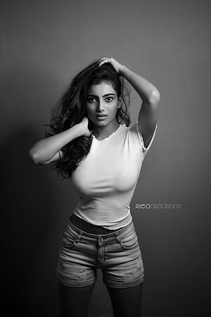 Veronica Mitra