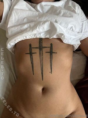 Veronika Mescudi Nude Leaked Photo #2