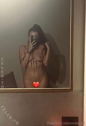 Veronika Mescudi Nude Leaked Photo #56