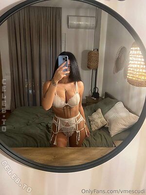 Veronika Mescudi Nude Leaked Photo #94