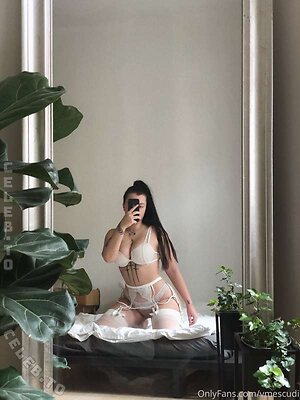 Veronika Mescudi Nude Leaked Photo #127