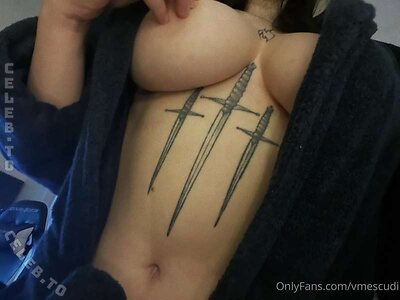 Veronika Mescudi Nude Leaked Photo #200