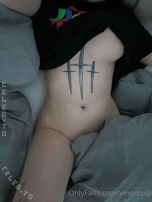Veronika Mescudi Nude Leaked Photo #233