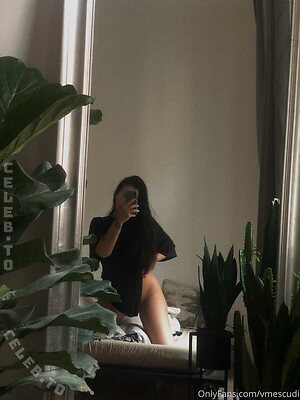 Veronika Mescudi Nude Leaked Photo #296
