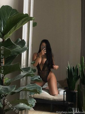 Veronika Mescudi Nude Leaked Photo #305