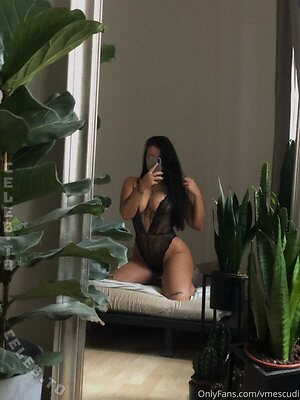 Veronika Mescudi Nude Leaked Photo #306