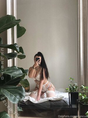 Veronika Mescudi Nude Leaked Photo #516