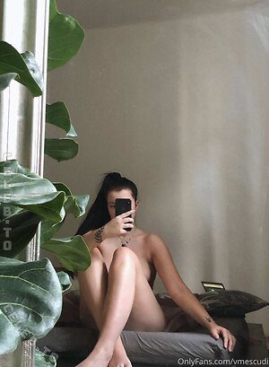 Veronika Mescudi Nude Leaked Photo #530