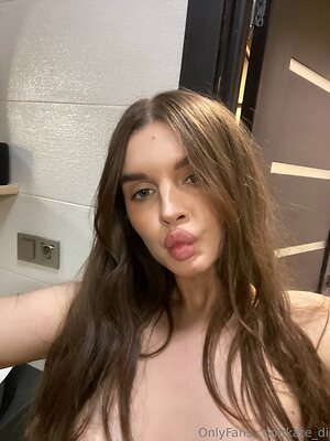 Veronika Savage leaked photo #28
