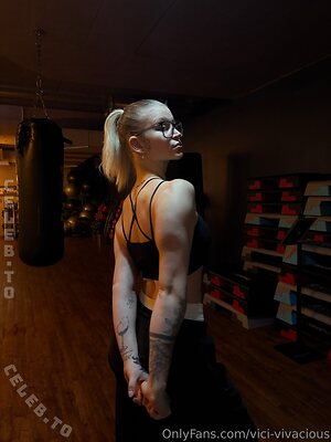 Vici-Vivacious photo