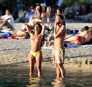 Vick Hope leaked photo #33