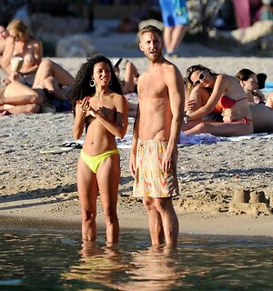 Vick Hope leaked photo #34
