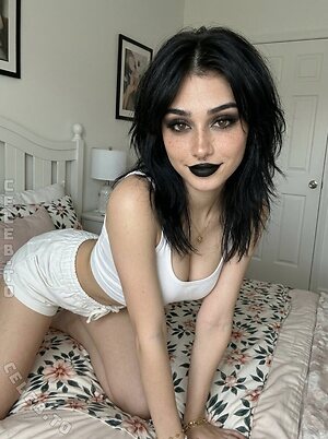 Vicky Reeds Nude Leaked Photo #8