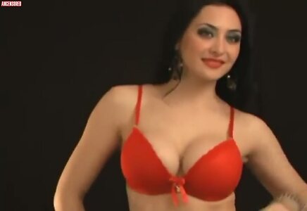 Victoria Cavalli Nude Leaked Photo #3