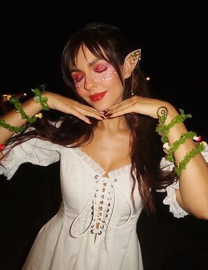 Victoria Justice leaked photo #270
