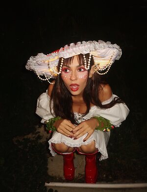 Victoria Justice leaked photo #275