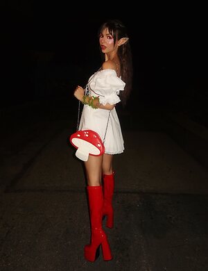 Victoria Justice leaked photo #278