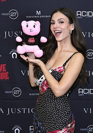Victoria Justice leaked photo #399