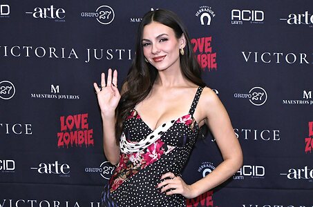 Victoria Justice leaked photo #402