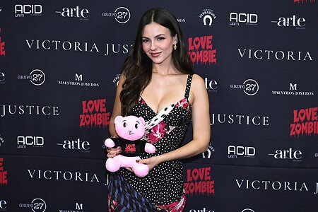 Victoria Justice leaked photo #417
