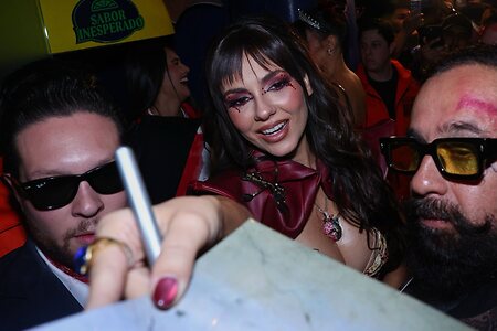 Victoria Justice leaked photo #473