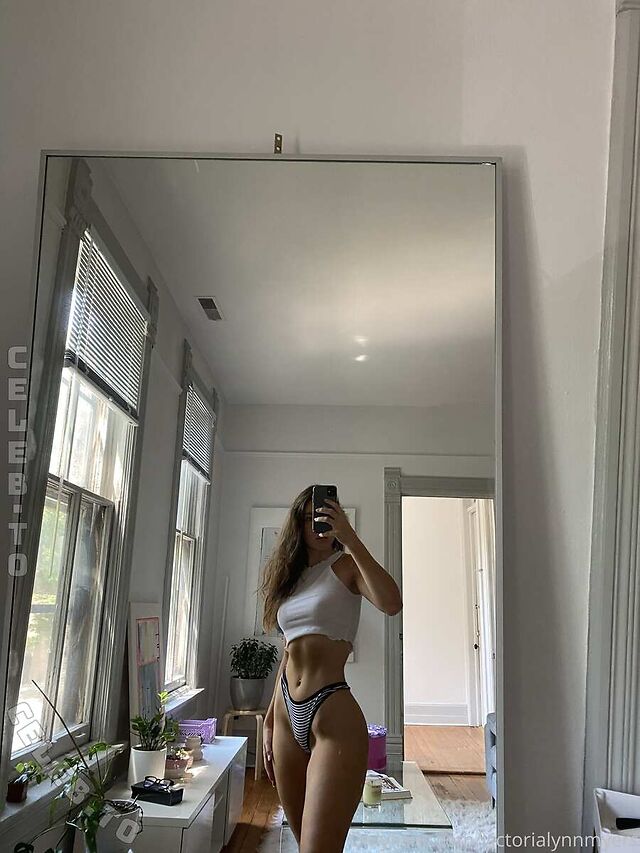 Victoria Lynn Myers leaked photos