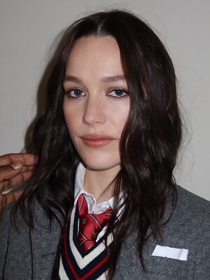 Victoria Pedretti leaked photo #8