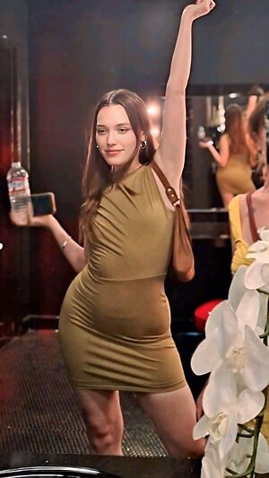 Victoria Pedretti leaked photo #81