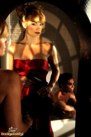 Victoria Pratt leaked photo #10
