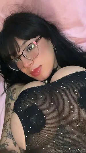 Victoria leaked photo #48